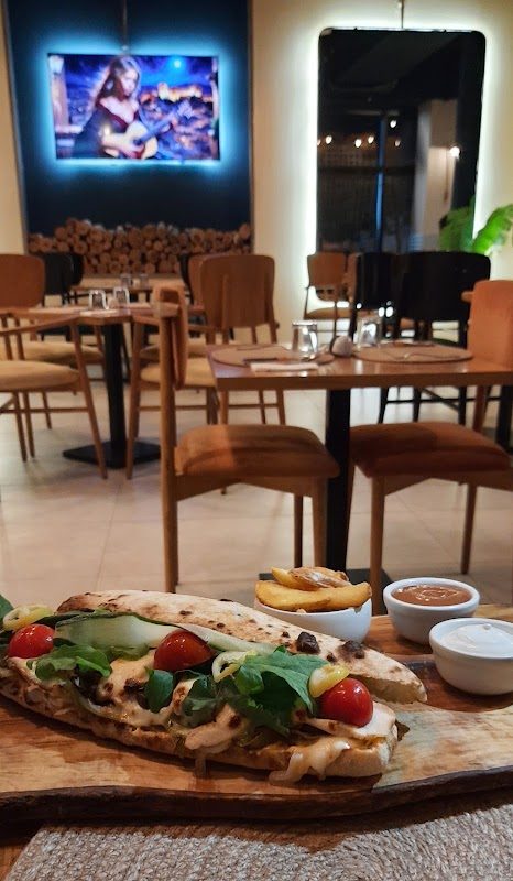 Pinoli Coffee & Pizza — photo 2