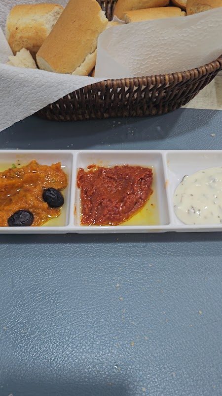 Restaurant Com_Art مطعم كومارت — photo 1